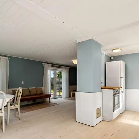 Taet Ved Holiday home
